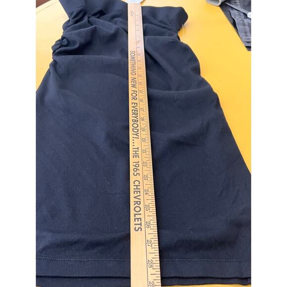 Michael Stars Rae High Waisted Ultra Rib Midi Skirt Black Women's Size Large NWT - Picture 9 of 9